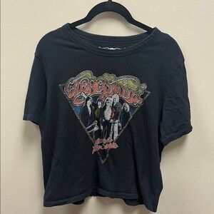 Black Graphic Tee - Women's Short Sleeve